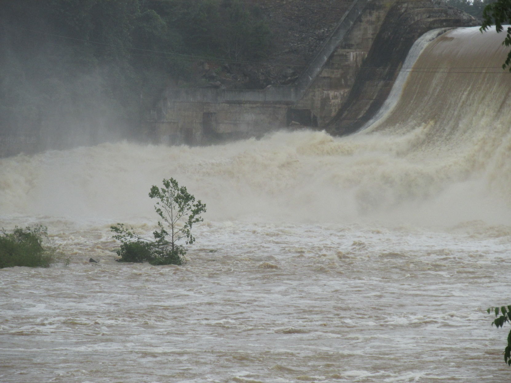 Lookout Dam (12).JPG